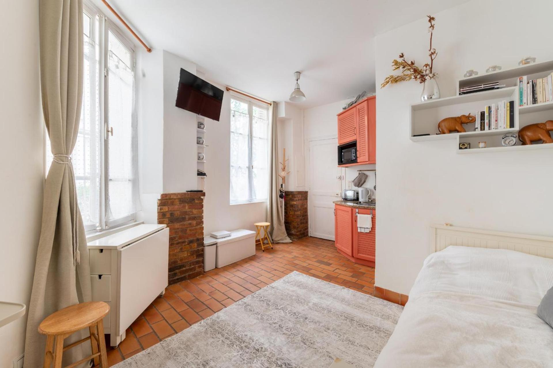 Charming For 2 Saint Victor Parijs